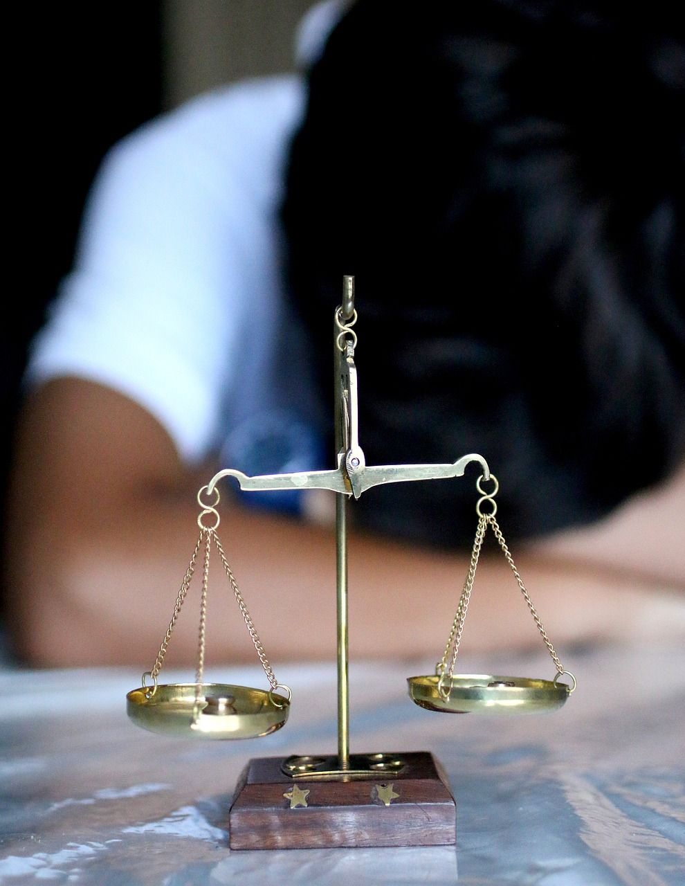 Advokat gratis: En dybdegående beskrivelse af muligheden for gratis juridisk rådgivning
